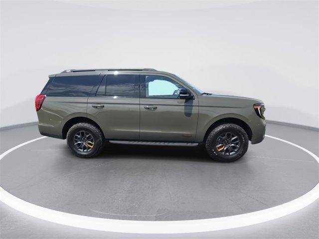 new 2025 Ford Expedition car, priced at $83,880