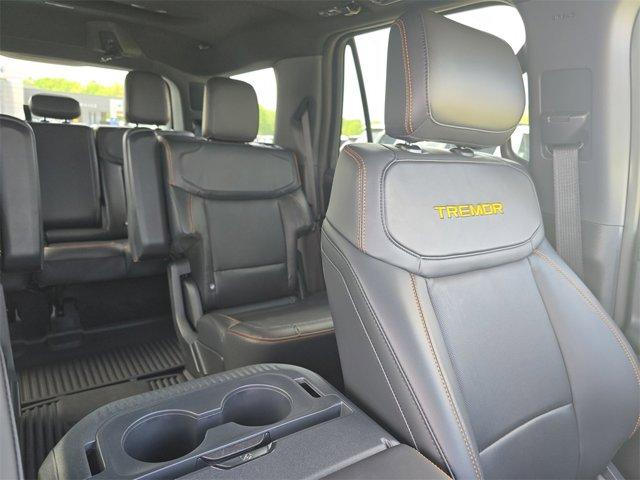 new 2025 Ford Expedition car, priced at $83,880