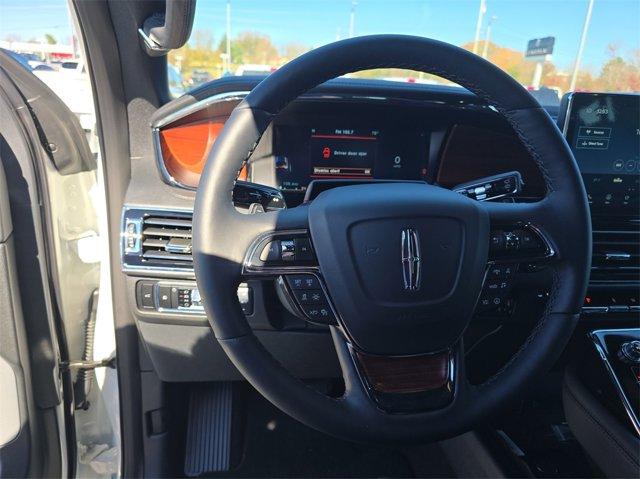 new 2024 Lincoln Navigator car, priced at $101,234