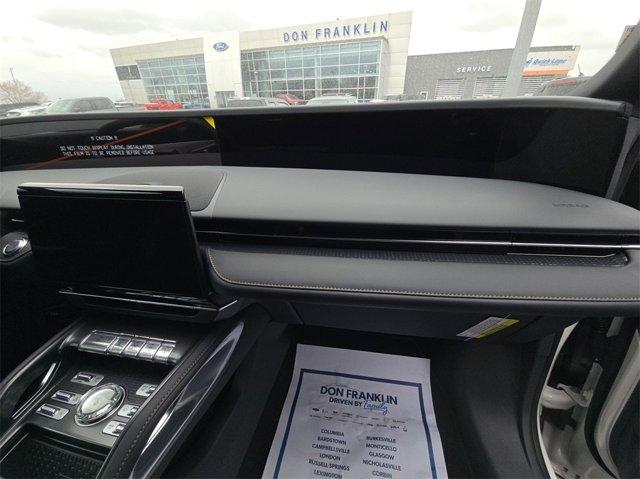 new 2025 Lincoln Nautilus car, priced at $58,266