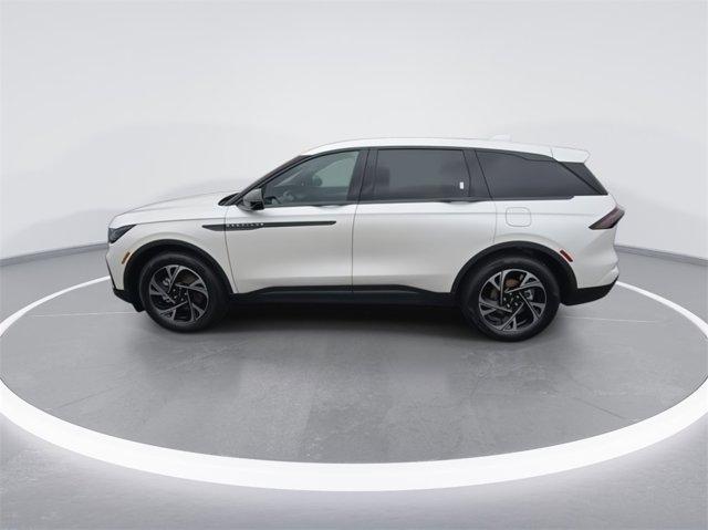new 2025 Lincoln Nautilus car, priced at $58,266