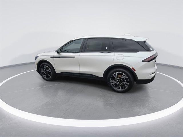 new 2025 Lincoln Nautilus car, priced at $58,266