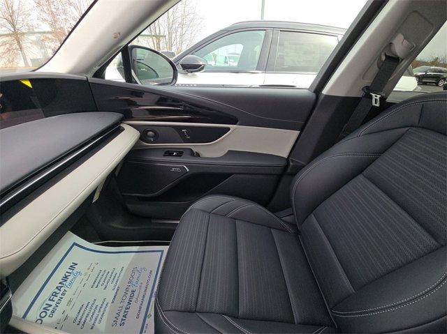 new 2025 Lincoln Nautilus car, priced at $57,871