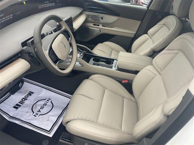 new 2025 Lincoln Nautilus car, priced at $65,810
