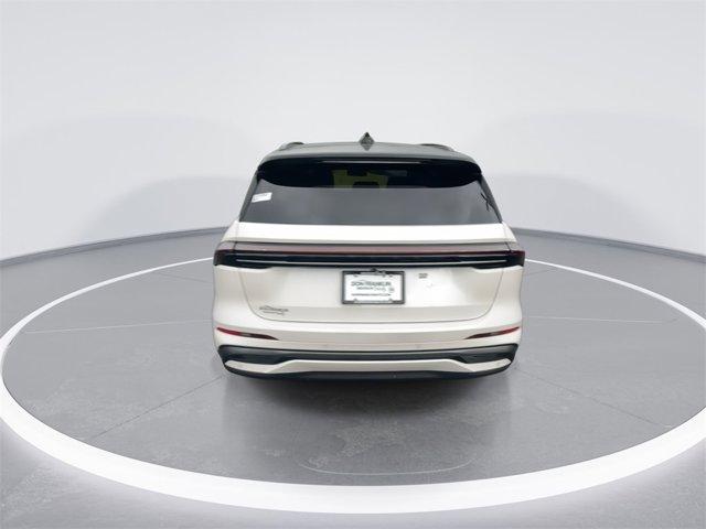 new 2025 Lincoln Nautilus car, priced at $65,810