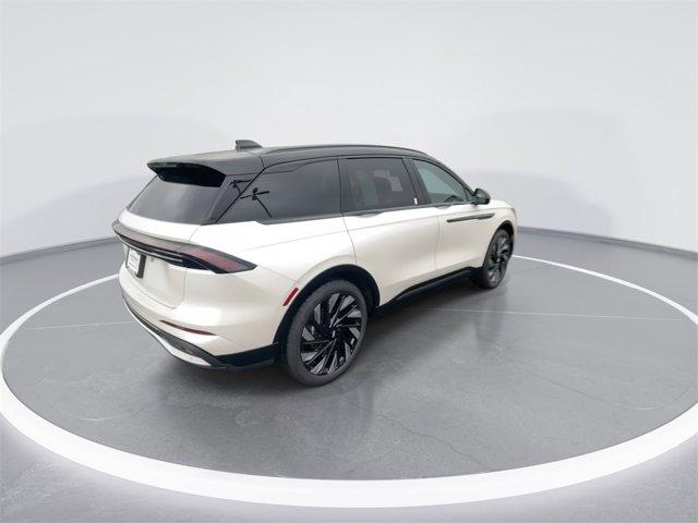 new 2025 Lincoln Nautilus car, priced at $65,810