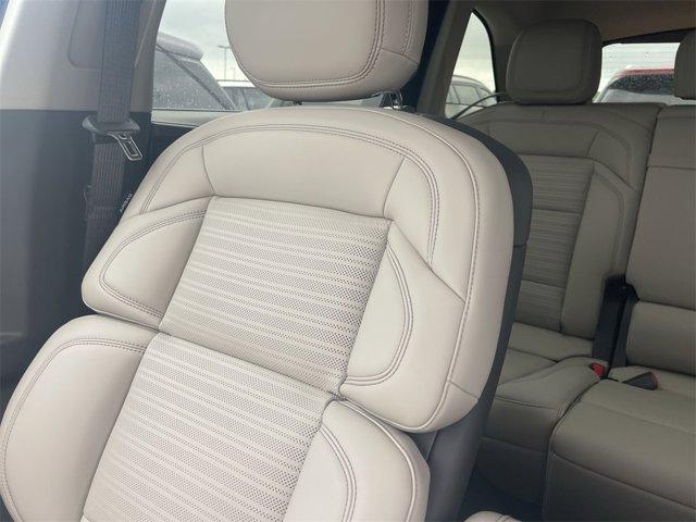 new 2025 Lincoln Nautilus car, priced at $65,810