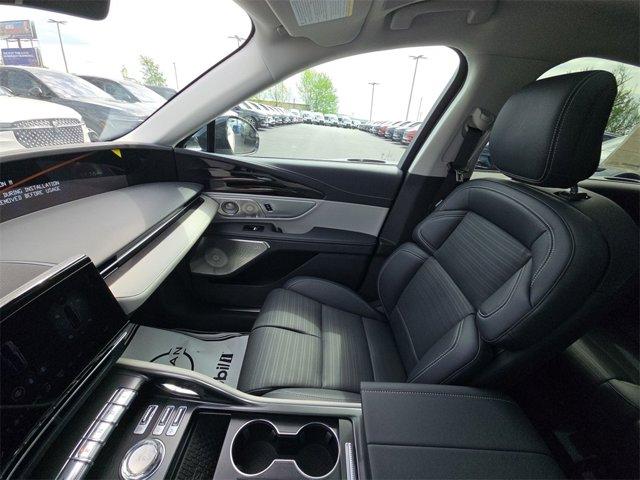 new 2025 Lincoln Nautilus car, priced at $65,810