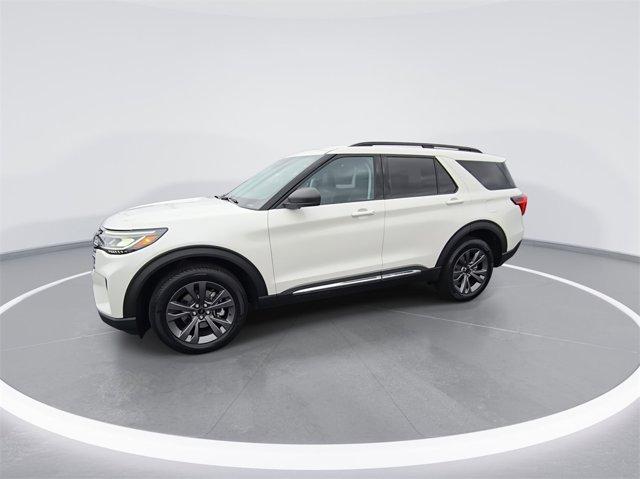 new 2025 Ford Explorer car, priced at $45,372