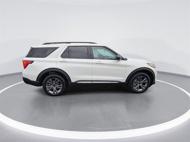 new 2025 Ford Explorer car, priced at $45,372