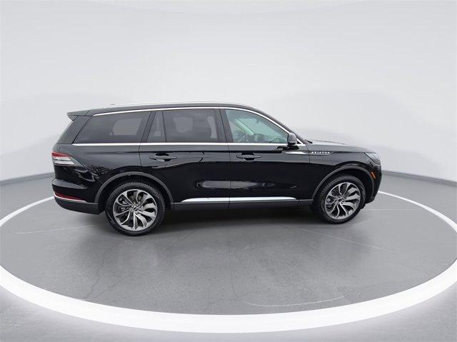 new 2025 Lincoln Aviator car, priced at $63,088