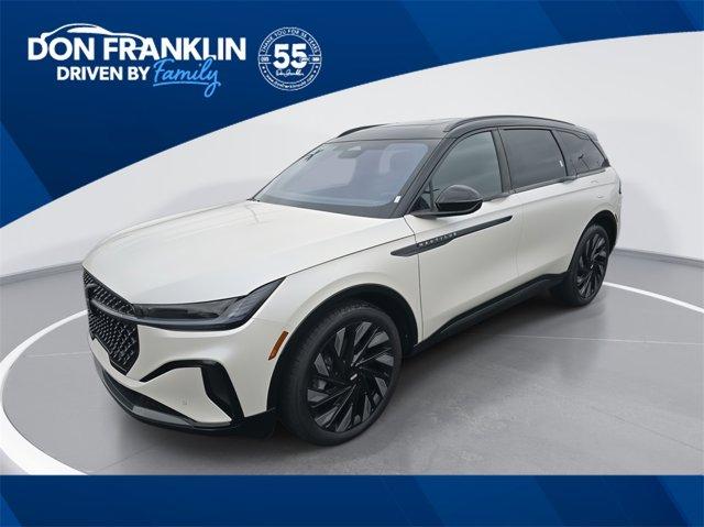 new 2025 Lincoln Nautilus car, priced at $65,813