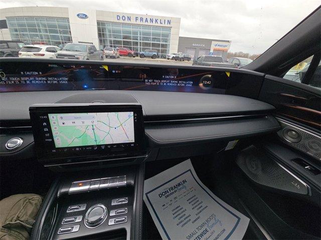 new 2025 Lincoln Nautilus car, priced at $65,813
