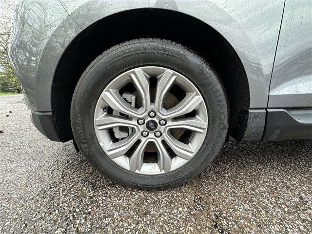 used 2024 Ford Edge car, priced at $28,998