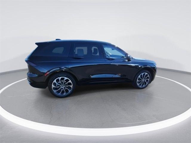new 2025 Lincoln Nautilus car, priced at $62,663