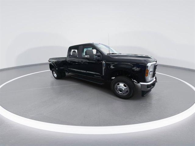 new 2025 Ford F-350 car, priced at $71,315