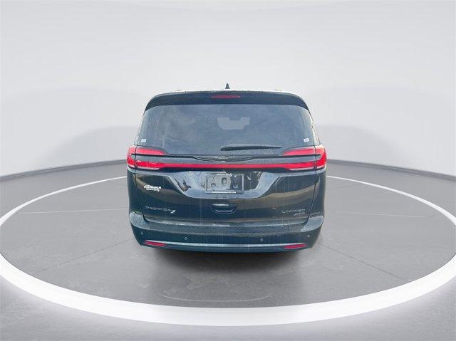 used 2021 Chrysler Pacifica car, priced at $24,923