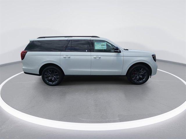 new 2025 Ford Expedition car, priced at $85,455