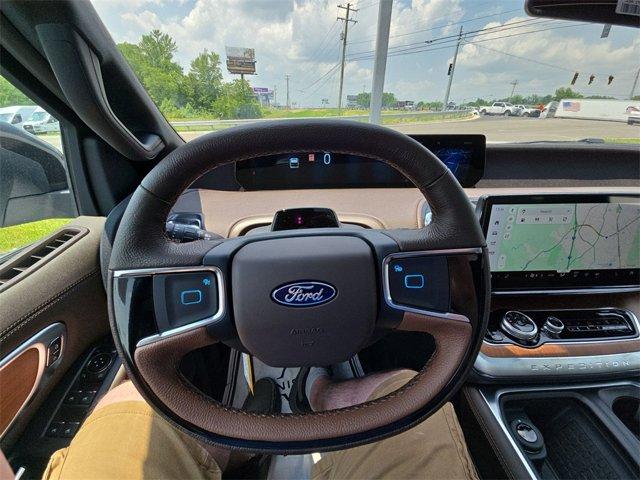 new 2025 Ford Expedition car, priced at $85,455