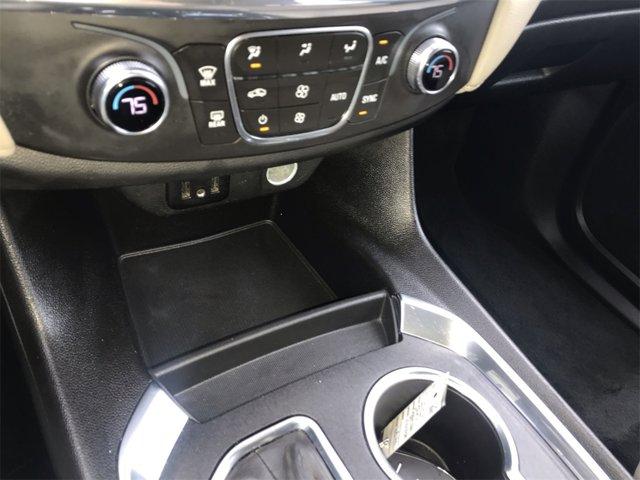 used 2023 Chevrolet Traverse car, priced at $27,800