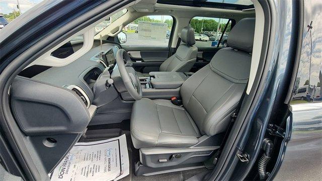 new 2025 Ford Expedition Max car, priced at $73,425