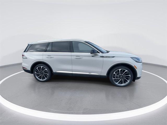 new 2025 Lincoln Aviator car, priced at $71,999