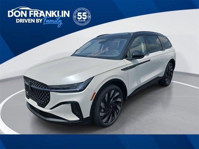 new 2025 Lincoln Nautilus car, priced at $60,388