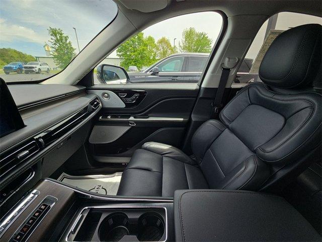 new 2025 Lincoln Aviator car, priced at $73,634