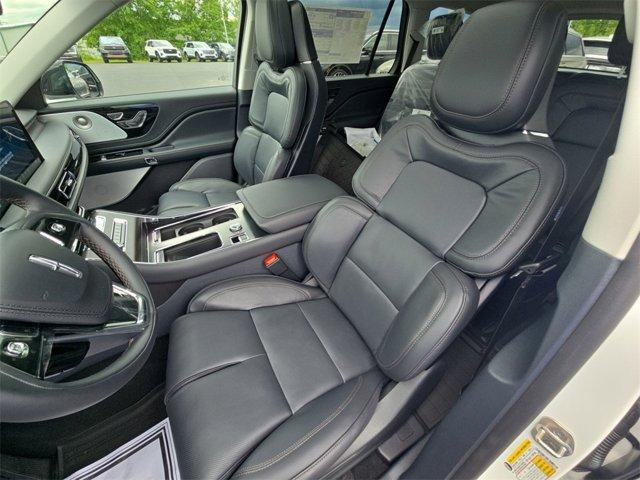 new 2025 Lincoln Aviator car, priced at $74,628