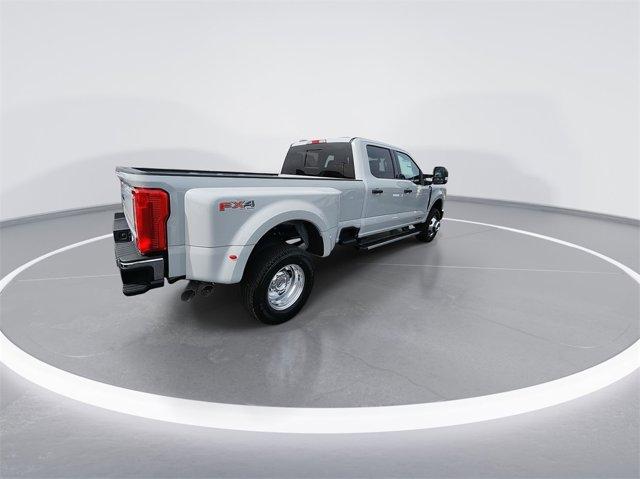 new 2025 Ford F-350 car, priced at $75,941