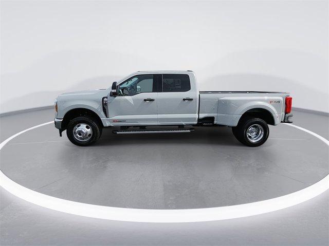 new 2025 Ford F-350 car, priced at $75,941