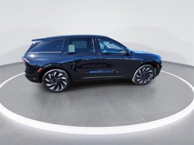 new 2025 Lincoln Nautilus car, priced at $62,311