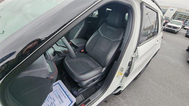 new 2025 Ford Explorer car, priced at $55,342