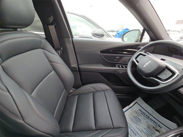 new 2025 Lincoln Nautilus car, priced at $56,586