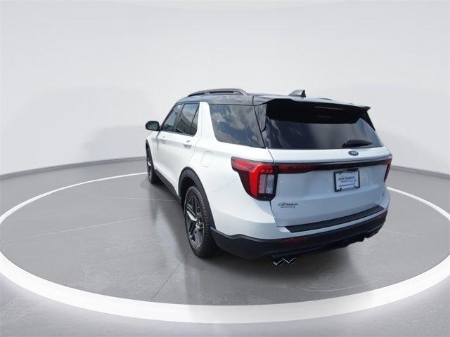new 2025 Ford Explorer car, priced at $59,681