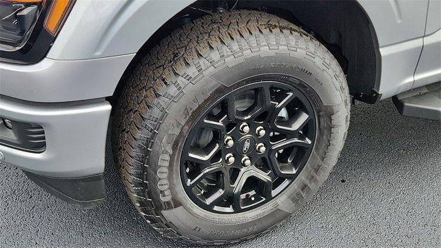 new 2025 Ford F-150 car, priced at $51,999