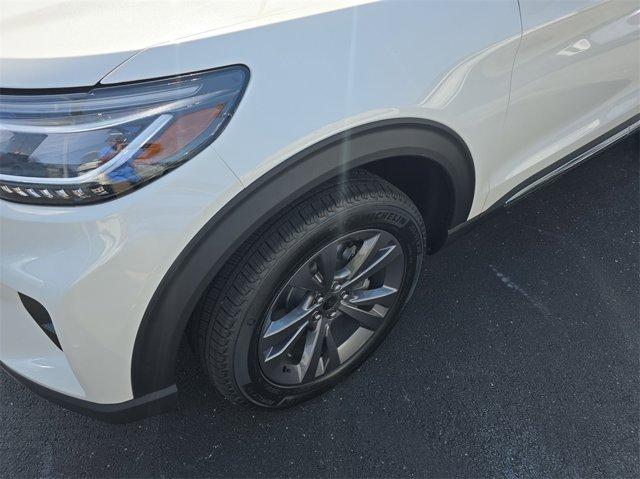 new 2025 Ford Explorer car, priced at $45,416