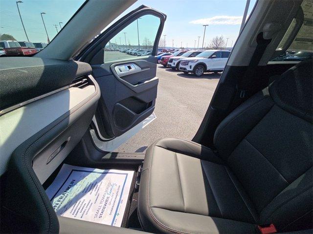 new 2025 Ford Explorer car, priced at $45,416
