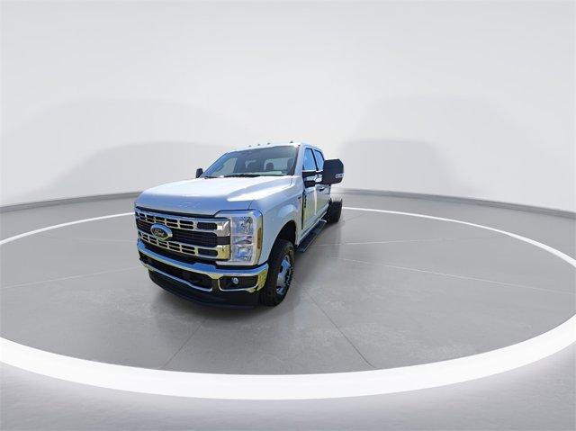 new 2024 Ford F-350 car, priced at $73,655