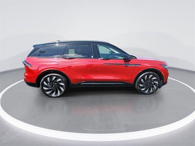new 2025 Lincoln Nautilus car, priced at $62,068