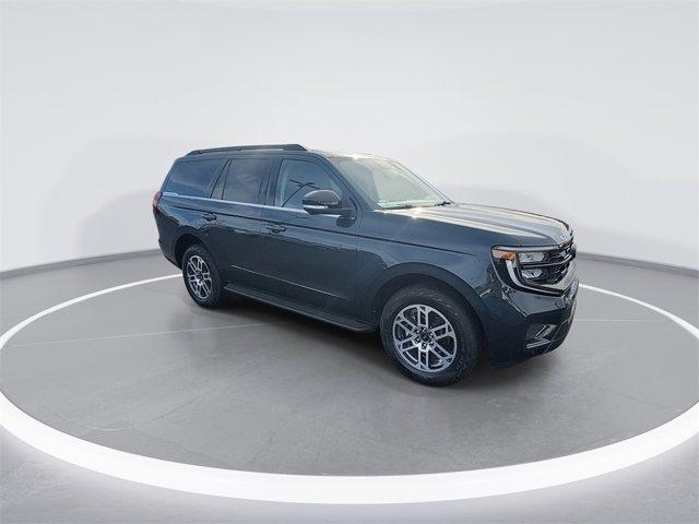 new 2025 Ford Expedition car, priced at $72,999