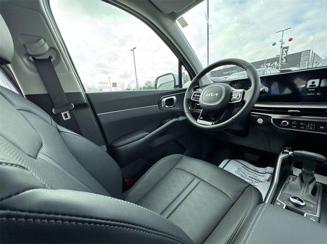 used 2025 Kia Sorento car, priced at $36,985
