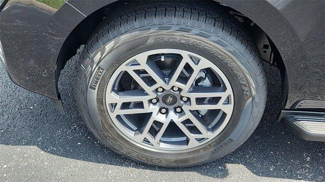 new 2025 Ford Expedition Max car, priced at $72,930