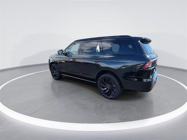 new 2025 Lincoln Navigator car, priced at $108,025