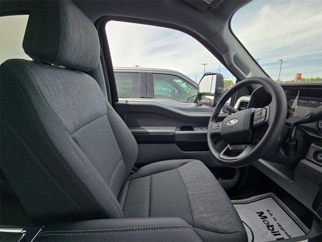 new 2025 Ford F-350 car, priced at $66,375