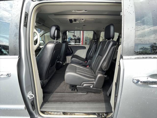 used 2015 Chrysler Town & Country car, priced at $7,995