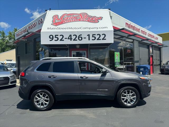 used 2018 Jeep Cherokee car, priced at $13,995