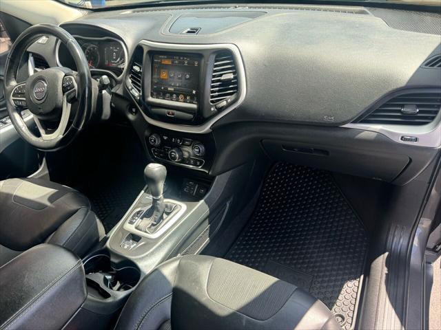 used 2018 Jeep Cherokee car, priced at $13,995