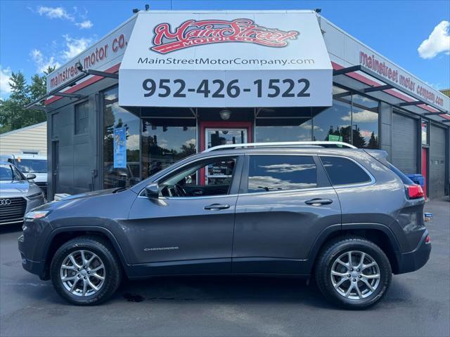 used 2018 Jeep Cherokee car, priced at $13,995