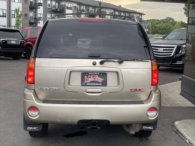used 2004 GMC Envoy car, priced at $4,995